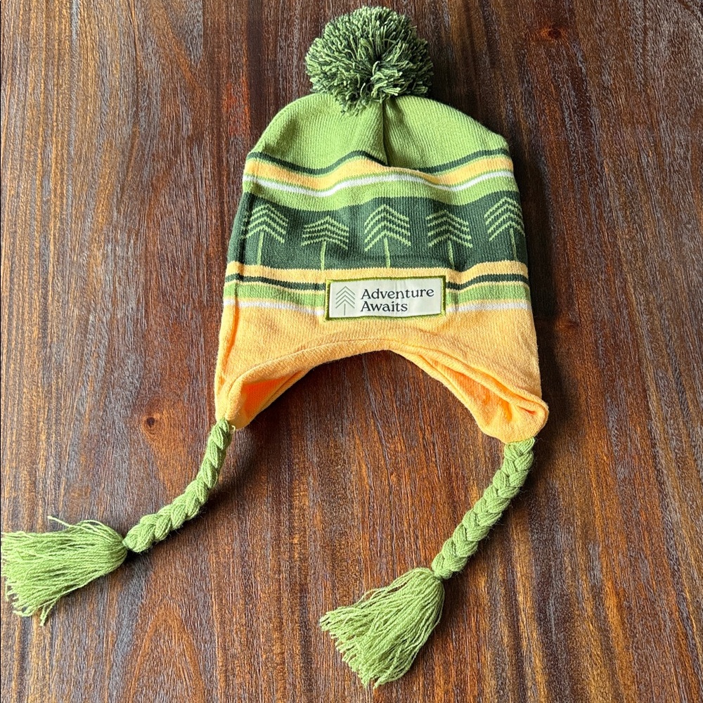 Unisex / Kids Knit Pom-Pom Hat With Side Tassels sz M